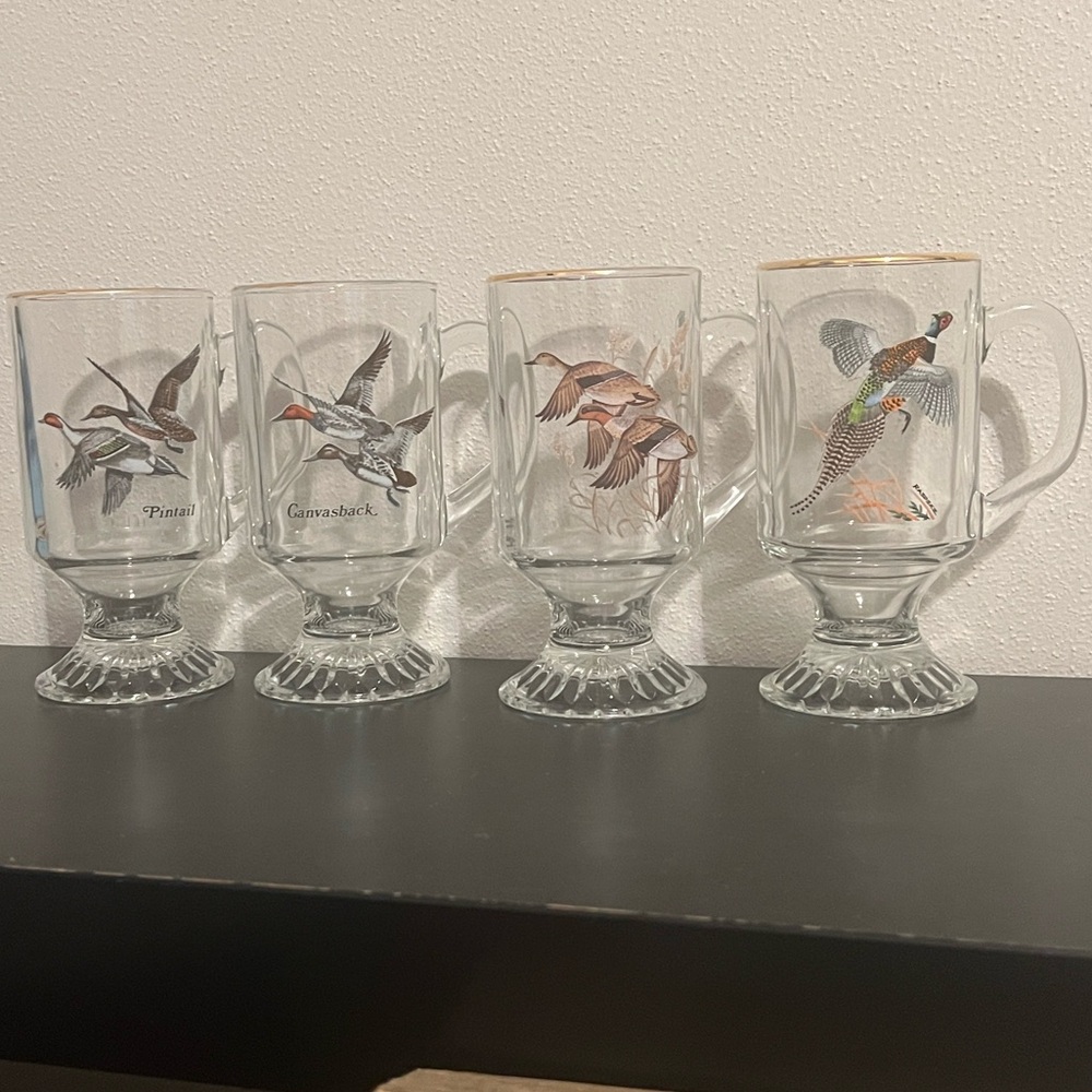 Jerry Raedeke Vintage Wildlife Collection Glass Mugs Set of 4